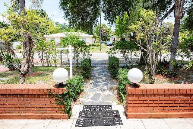 16910 NE 8th Ct, North Miami Beach, FL 33162 - photo 3