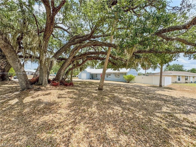 4002 Cascade Ln, La Belle, FL 33935 - view of yard with fence