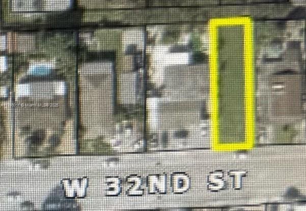 137 W 32nd St, Hialeah, FL 33012