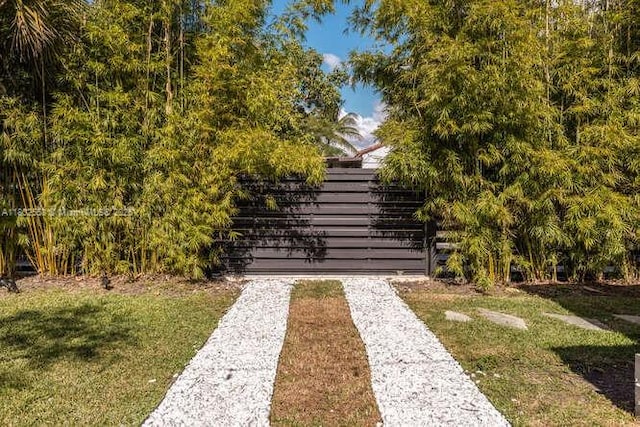 4228 NW 3rd Ave, Miami, FL 33127 - view of grassy yard