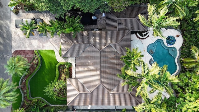 465 NE 52nd St, Miami, FL 33137 - drone / aerial view
