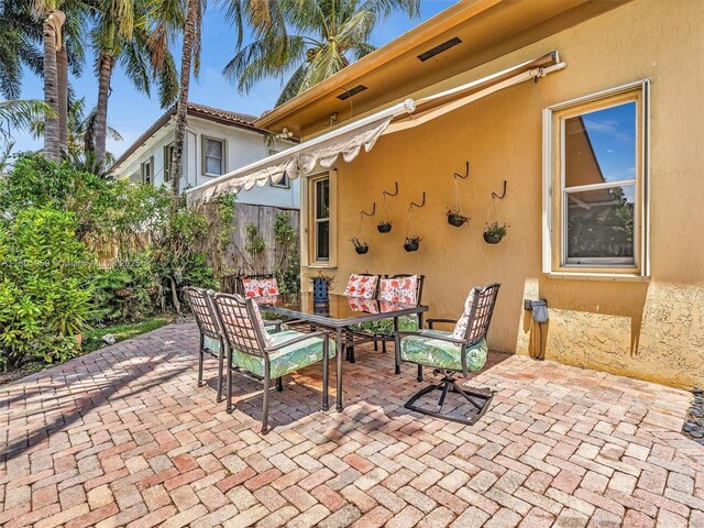 3230 SW 194th Ter, Miramar, FL 33029 - view of patio with outdoor dining space