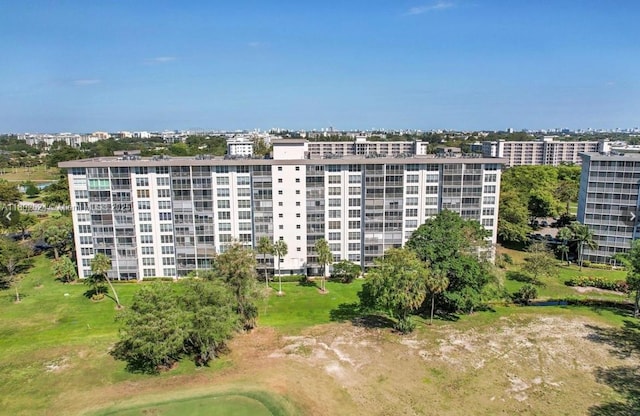 605 Oaks Dr Unit 203, Pompano Beach, FL 33069 - view of apartment building / complex