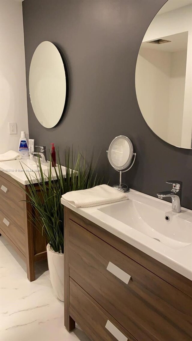 1610 NW 128th Dr Unit 104, Sunrise, FL 33323 - bathroom featuring vanity