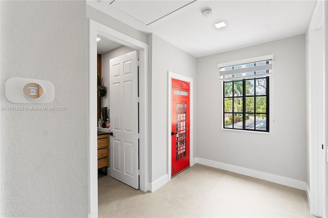 1504 Passion Vine Cir Unit 23-4, Weston, FL 33326 - corridor with baseboards