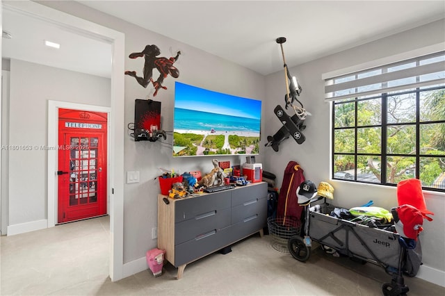 1504 Passion Vine Cir Unit 23-4, Weston, FL 33326 - game room featuring baseboards