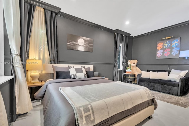 726 NE 17th Way, Fort Lauderdale, FL 33304 - bedroom featuring crown molding