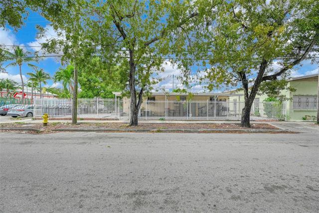 3446 NW 1st Ave, Miami, FL 33127 - view of front of property with fence