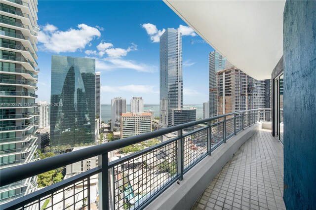 60 SW 13th St Unit 2100, Miami, FL 33130 - balcony featuring a city view