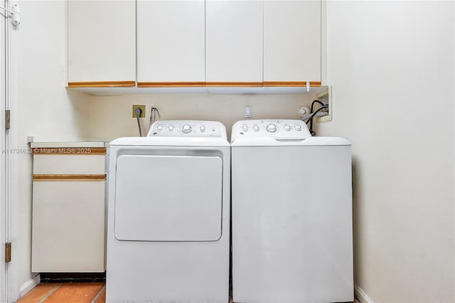 5425 NW 86th Ter, Coral Springs, FL 33067 - clothes washing area with cabinet space and independent washer and dryer