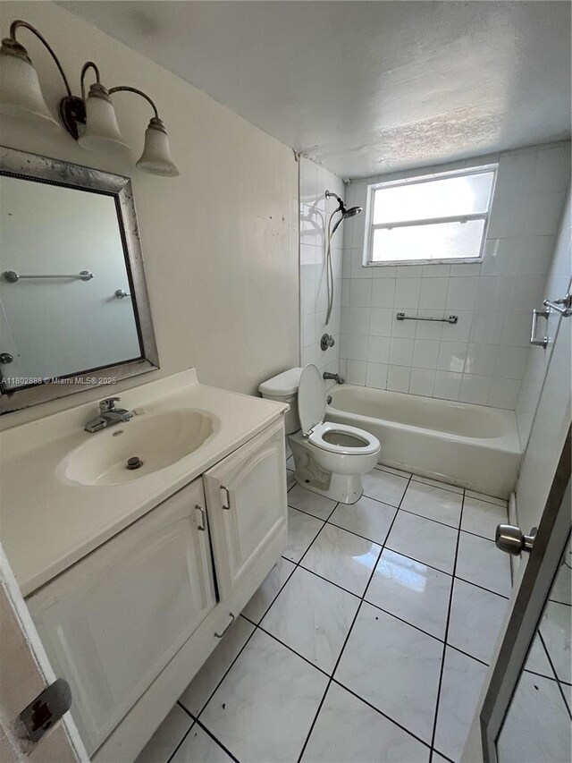 14155 SW 87th St Unit E110, Miami, FL 33183 - full bath with toilet, washtub / shower combination, and vanity