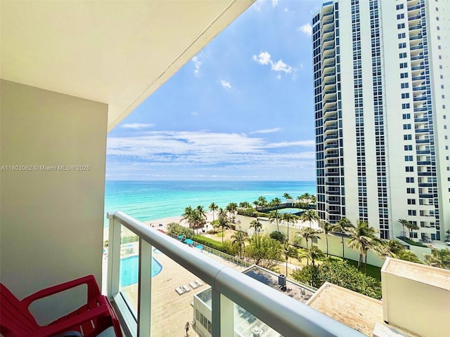 19201 Collins Ave Unit 606, Sunny Isles Beach, FL 33160 - balcony featuring a water view