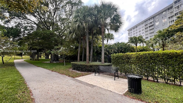 4330 Hillcrest Dr Unit 505, Hollywood, FL 33021 - view of property's community with a yard
