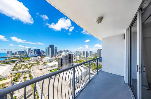 1750 N Bayshore Dr Unit 3308, Miami, FL 33132 - balcony with a view of skyline
