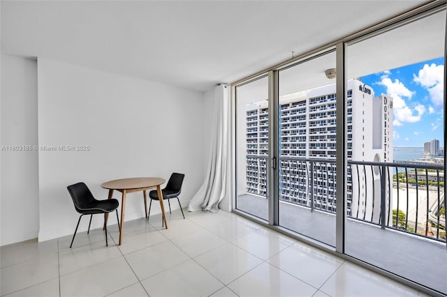 1750 N Bayshore Dr Unit 3308, Miami, FL 33132 - dining area featuring a wall of windows and a water view