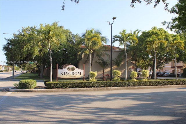 6014 SW 162nd Pl, Miami, FL 33193 - view of community sign