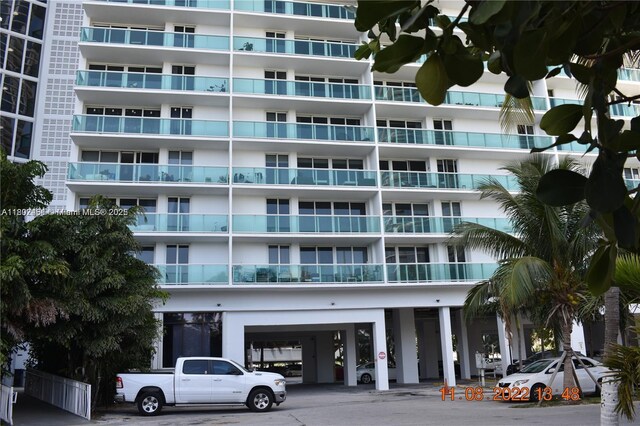 100 Bayview Dr Unit 309, Sunny Isles Beach, FL 33160 - view of apartment building / complex