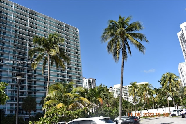 100 Bayview Dr Unit 309, Sunny Isles Beach, FL 33160 - view of apartment building / complex