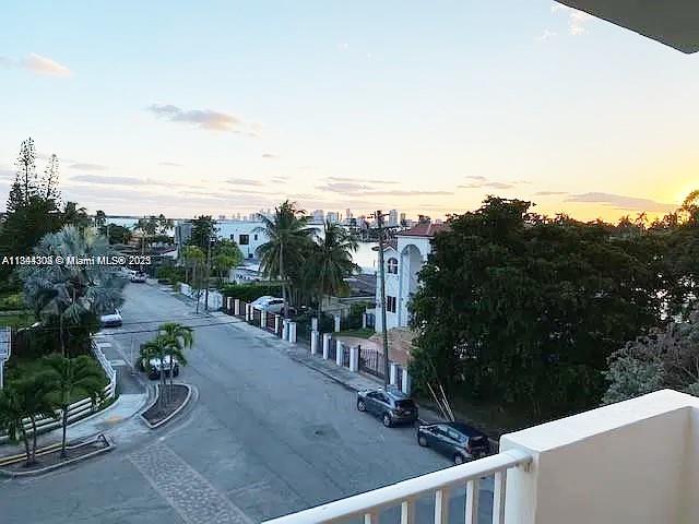 1455 N Treasure Dr Unit 4N, North Bay Village, FL 33141 - view of road