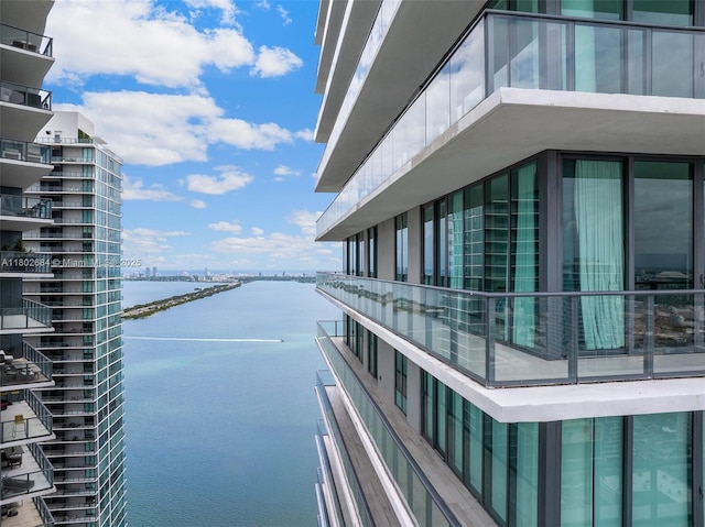 480 NE 31st St Unit 4207, Miami, FL 33137 - water view