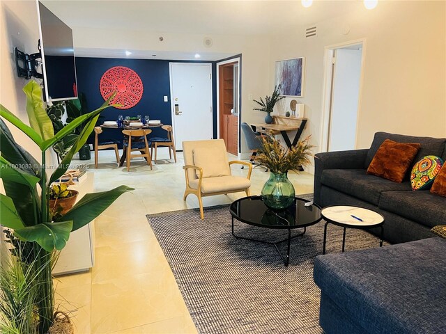 5225 Collins Ave Unit 914, Miami Beach, FL 33140 - photo 14