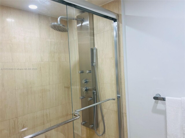 5225 Collins Ave Unit 914, Miami Beach, FL 33140 - photo 25
