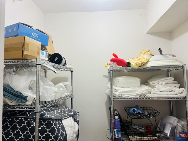 5225 Collins Ave Unit 914, Miami Beach, FL 33140 - photo 33
