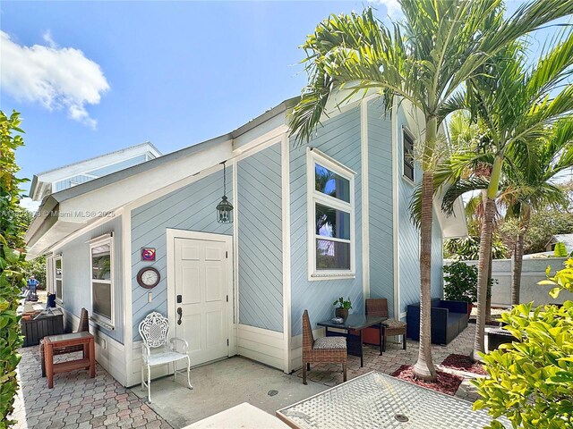 106 Gardenia Ave, Tavernier, FL 33070 - photo 1