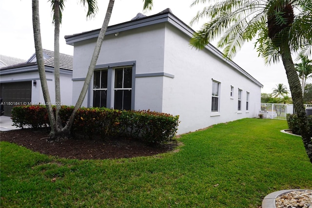 1132 Cedar Falls Dr, Weston, FL 33327 - view of side of home featuring stucco siding