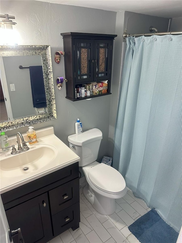 13707 Kendale Lakes Cir Unit 110, Miami, FL 33183 - bathroom with vanity, marble look tiles, and a shower with shower curtain