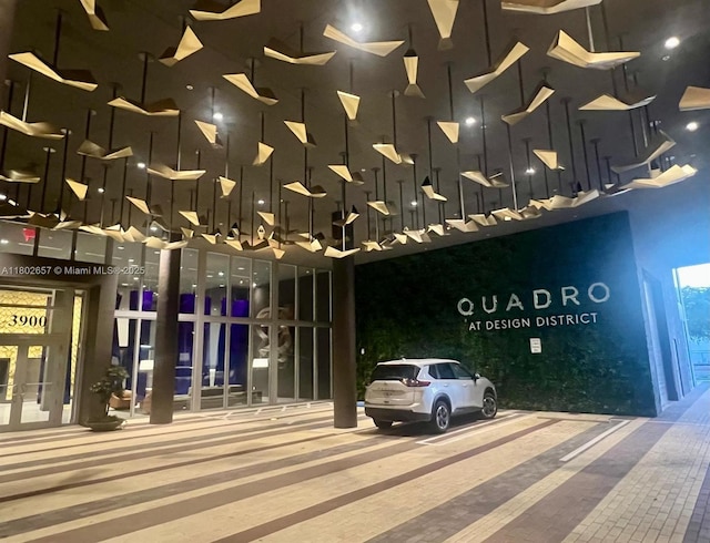 3900 Biscayne Blvd Unit N-819, Miami, FL 33137 - exterior space featuring a towering ceiling
