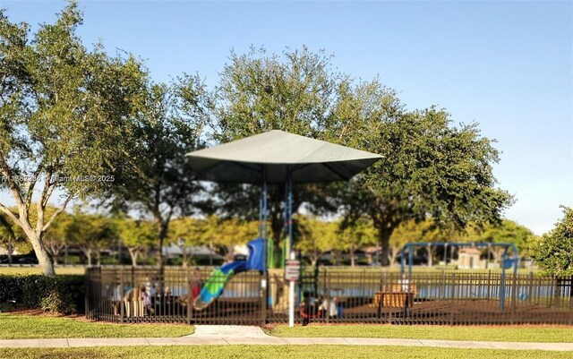 9153 SW 227th St Unit 3, Cutler Bay, FL 33190 - view of community playground
