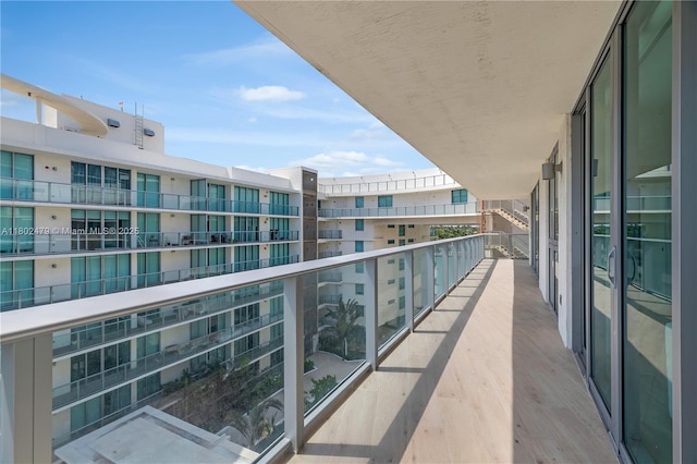 6620 Indian Creek Dr Unit 619, Miami Beach, FL 33141 - view of balcony