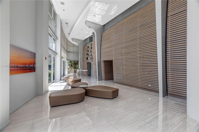 6620 Indian Creek Dr Unit 619, Miami Beach, FL 33141 - lobby with a towering ceiling