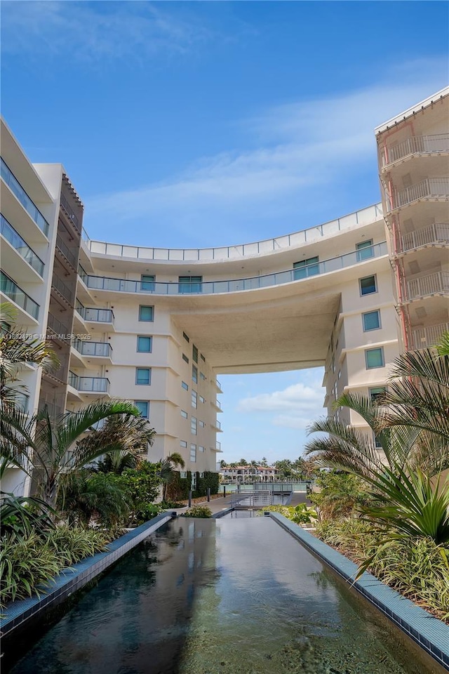 6620 Indian Creek Dr Unit 619, Miami Beach, FL 33141 - view of apartment building / complex