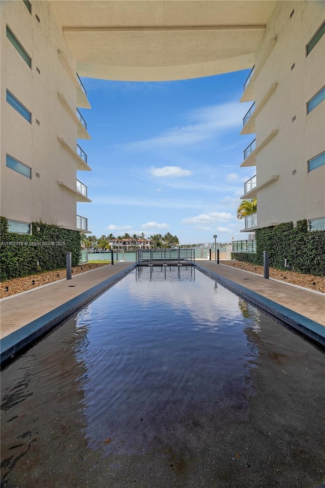 6620 Indian Creek Dr Unit 619, Miami Beach, FL 33141 - view of swimming pool