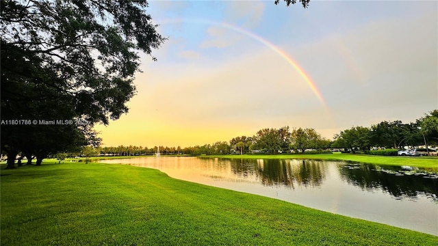 1192 Chinaberry Dr, Weston, FL 33327 - water view