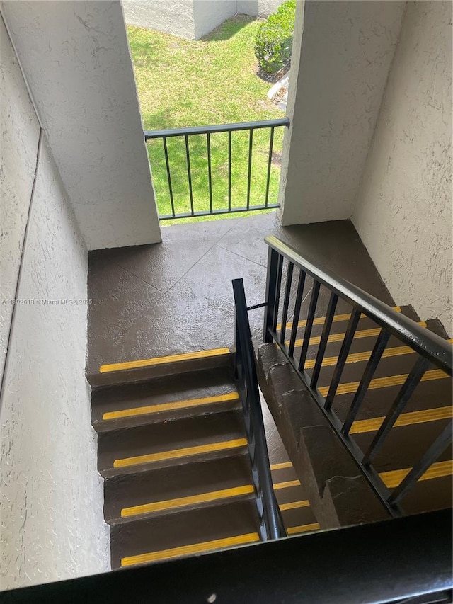 9330 Lime Bay Blvd Unit 315, Tamarac, FL 33321 - view of stairway