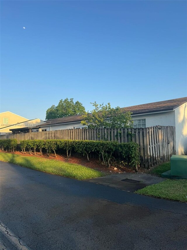 19321 NW 83rd Ave, Hialeah, FL 33015 - view of property