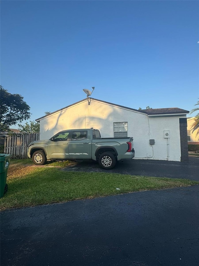 19321 NW 83rd Ave, Hialeah, FL 33015 - view of home's exterior featuring stucco siding