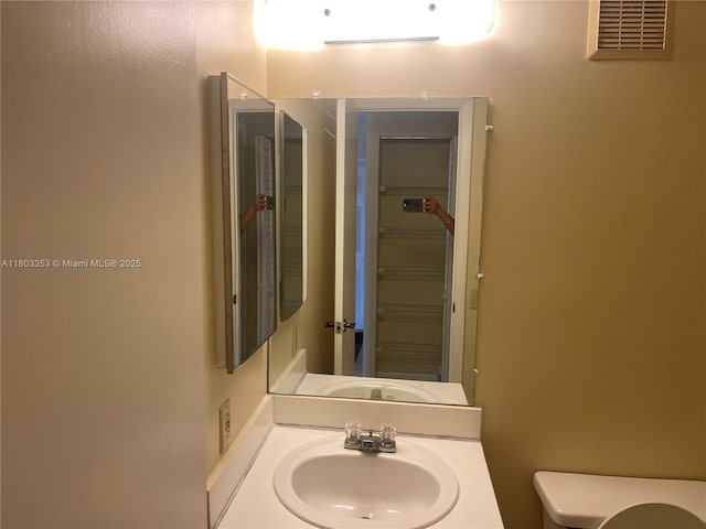 1124 NW 106th Ter Unit 202, Pembroke Pines, FL 33026 - bathroom with toilet and vanity