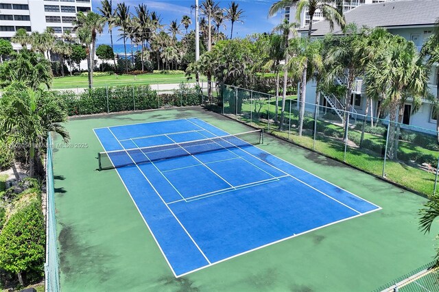 2679 S Ocean Blvd Unit 2B, Boca Raton, FL 33432 - view of property's community with a yard