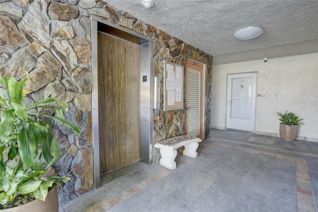 424 SE 10th St Unit 405, Dania Beach, FL 33004 - doorway to property with elevator