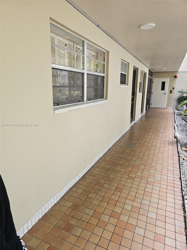 1670 NE 191st St Unit 109-3, Miami, FL 33179 - view of patio / terrace