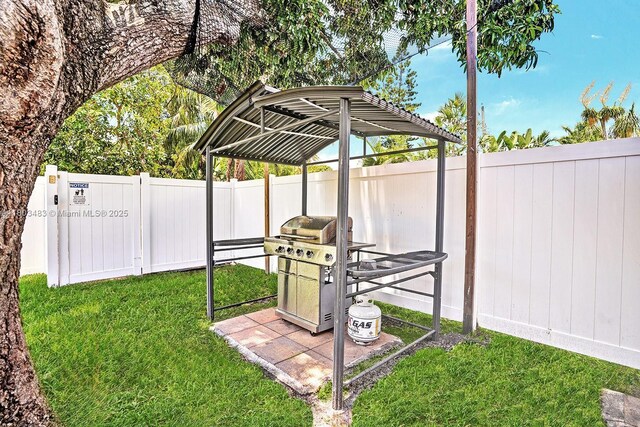 1318 Washington St, Hollywood, FL 33019 - photo 32