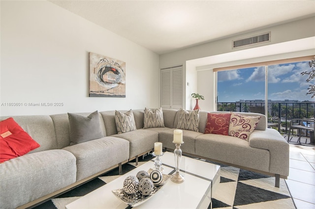 1625 SE 10th Ave Unit 607, Fort Lauderdale, FL 33316 - view of tiled living area
