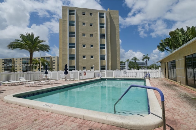 401 SE 3rd St Unit 403, Dania Beach, FL 33004 - community pool featuring fence and a patio area