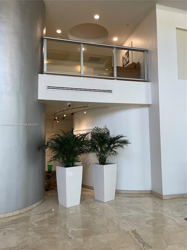 2080 S Ocean Dr Unit Ph4, Hallandale Beach, FL 33009 - building lobby with recessed lighting