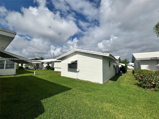 view of grassy yard