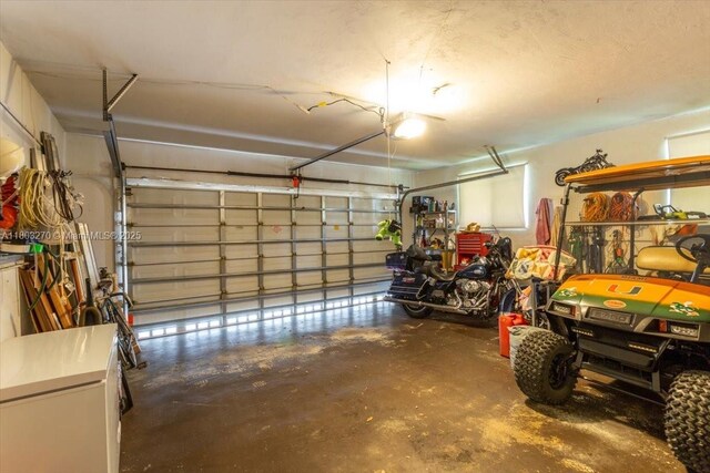 9750 SW 143rd Dr, Miami, FL 33176 - view of garage